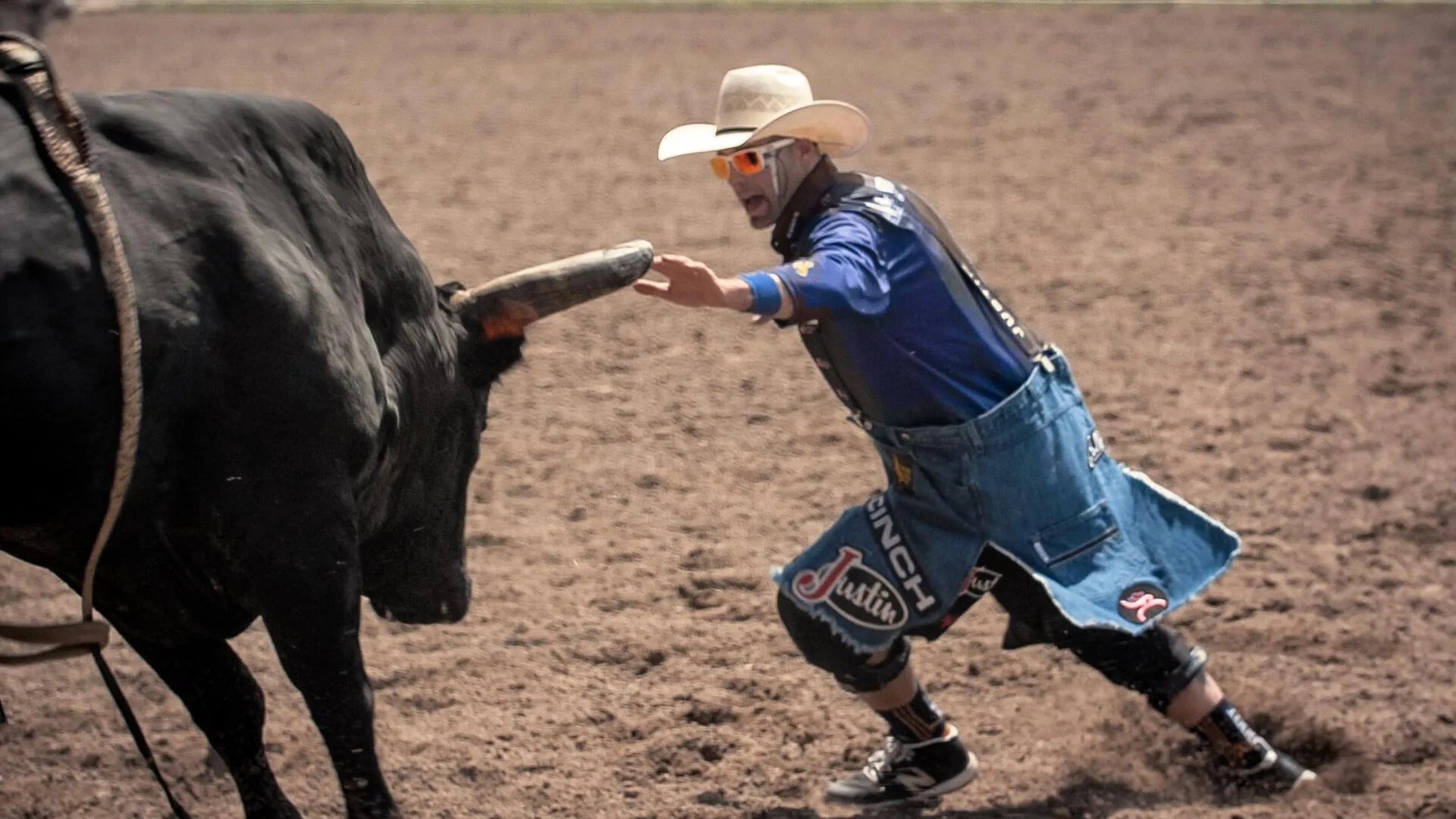 200422_BW_DUSTY_stills_23edit