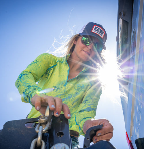 bwtrailerhitches-navy-patch-hat-2-product-page-spring-2026